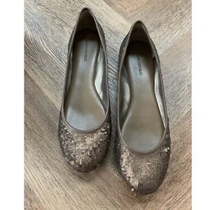 Banana Republic Ballet Flats size 11 Vintage Brass